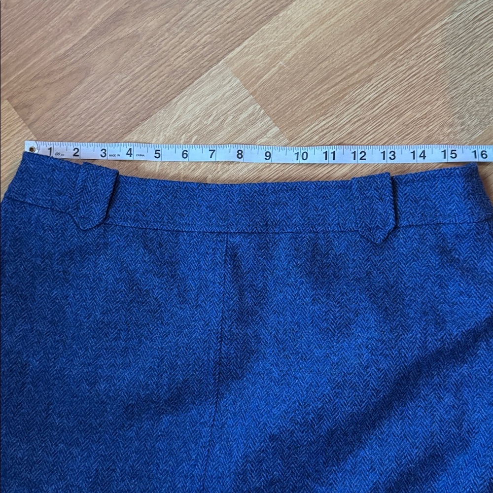 EUC Talbots fully lined wool skirt blue SZ 8 career wear - Picture 3 of 10
